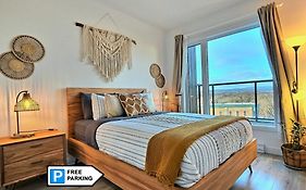 Penthouse With Free Indoor Parking Downtown